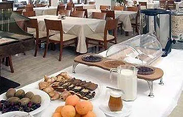 Yiannaki Hotel Ornos 