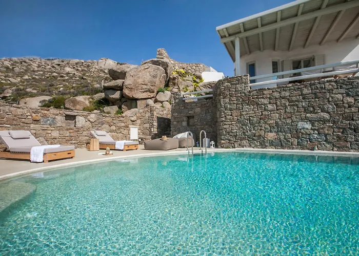 Breathtaking 6 Bed In Platis Gialos