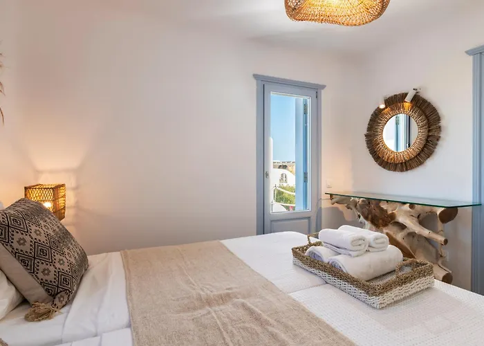 Pet friendly Leno Villas Mykonos Psarou 
