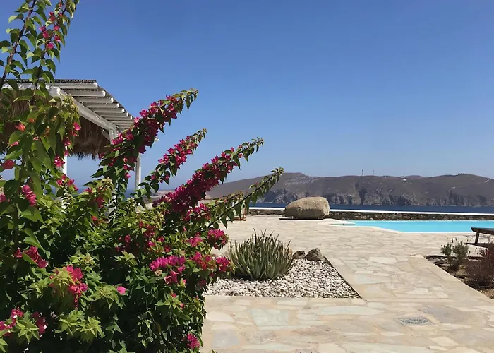 Yakinthos Residence Panormos 