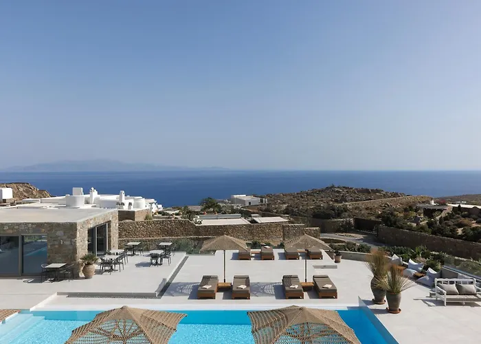 Ionic Suites Super Paradise Beach 