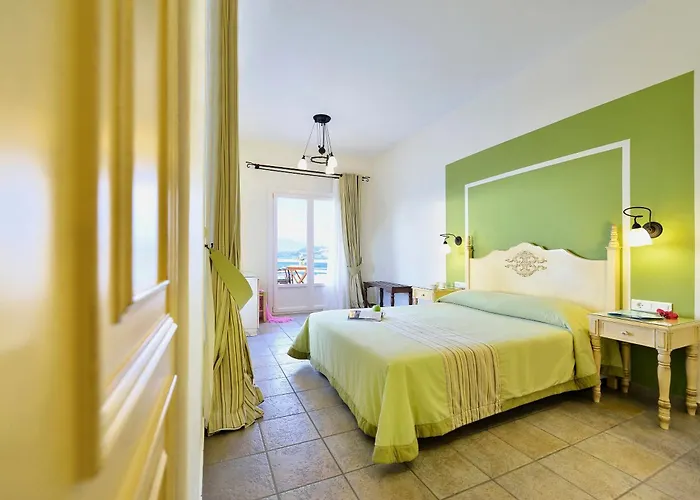 Pelican Hotel Mykonos Town