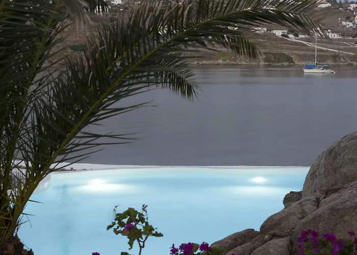 Dreambox Mykonos Suites And Mini Villas Ornos 
